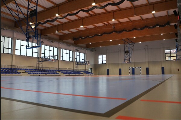 Hala sportowa przy Szkole Podstawowej nr 2 w Kozach