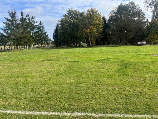 Stadion sportowy w Przybiernowie