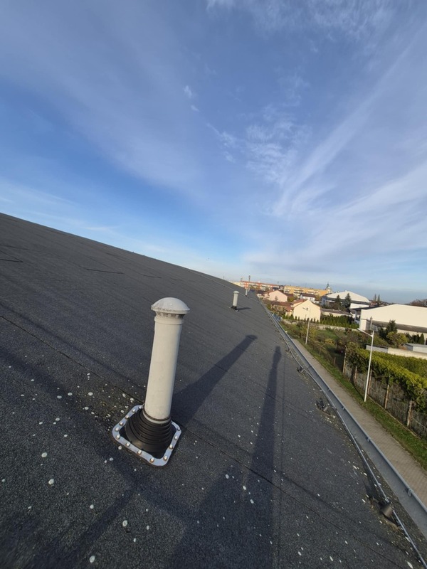 Hala Sportowa przy Liceum Ogólnokształcącym im. Marii Dąbrowskiej w Żurominie