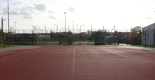 Boisko sportowe "Orlik" przy Szkole Podstawowej nr 6 Oddziałami Integracyjnymi im. Króla Władysława Jagiełły w Sochaczewie